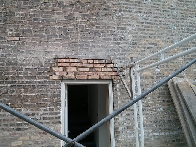 Wall masonry restoration chicago